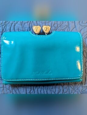 Ted Baker London Turquoise Patent Wallet Heart Clasp Kiss Lock Coin Purse